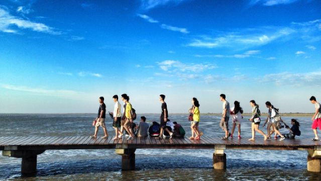 伊朗設拉子｜旅遊陪同翻譯｜展會｜商務考察洽談｜自由行地接｜接機 （可私人定制）