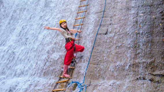 Escursione nella foresta pluviale della Valle di Youhe a Jinuo Mountain - Tour di un giorno [Itinerario premiato + foto spettacolari alla cascata + pranzo nella foresta pluviale cucinato al momento]