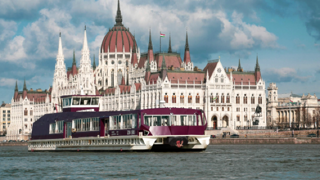 Danube River Sightseeing Cruise in Budapest, Hungary