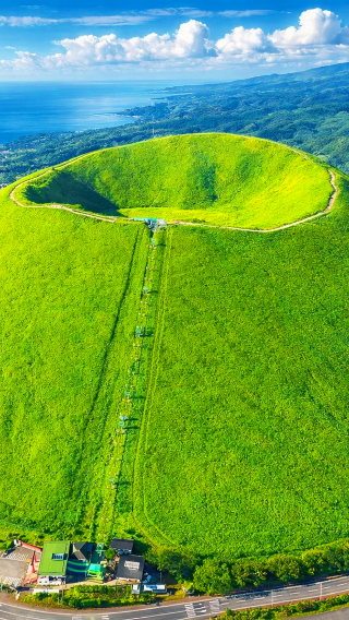 Izu Omuroyama Day Tour from Tokyo: Mt. Omuro & Izu Shaboten Zoo & Resort 21 oceanview train & Jogasaki Coast (Join-in Small Group Max 9 | Hotel Pick-up Option)