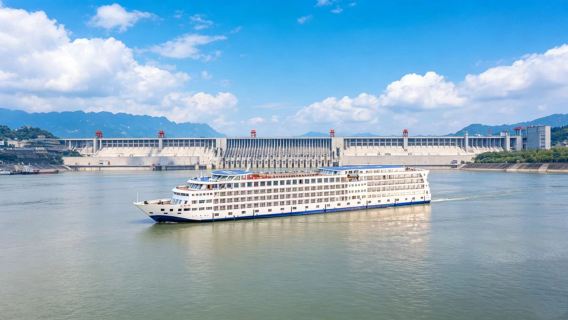 Kapal Persiaran Tiga Gaung Sungai Yangtze Changjiang No.2/Er Hao dari Chongqing ke Wuhan