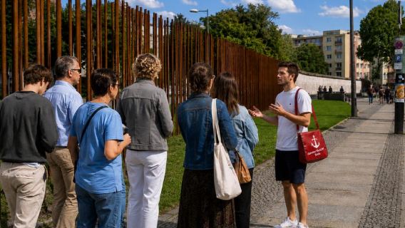 Berlim: Passeio do Muro – Destinos, Histórias de Amor e Heróis