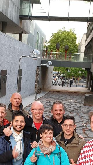 Half-day walking tour of Cologne old town: Cathedral, Hohenzollern Bridge and Rhine riverside