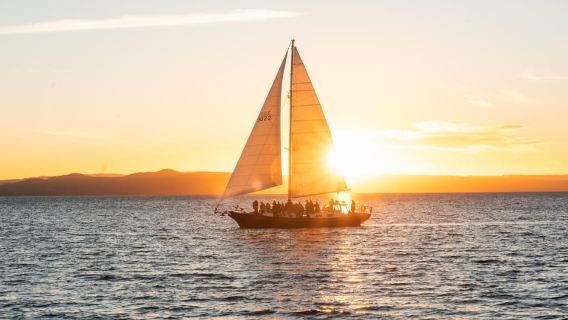 Lake Taupo: Classical Sailing to the Māori Rock Carvings