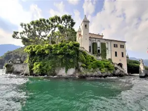 Exclusive Tour Guide and Private Boat in Lake Como