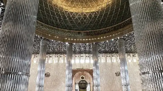 雅加達市區一日遊【縮影公園＋獨立廣場＋清真寺＋聖母大教堂】