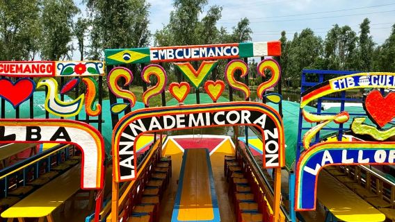 Xochimilco: Boat Tour + Roundtrip Transport