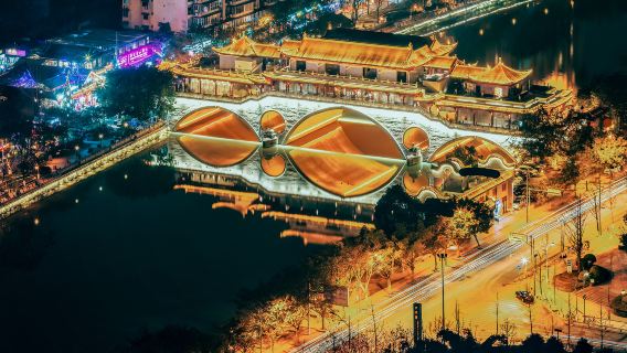 Penerokaan peribadi malam di Chengdu (termasuk makan malam)