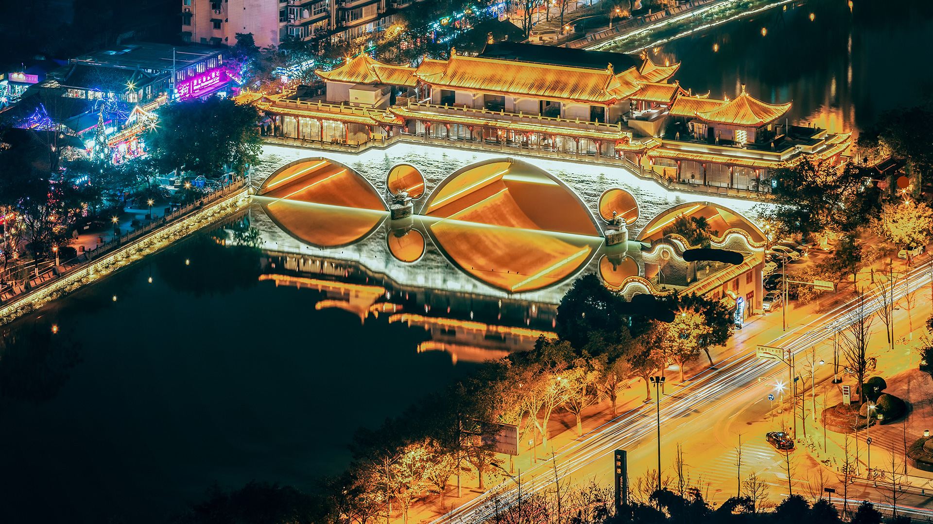 Exploración privada nocturna en Chengdu (incluye cena)