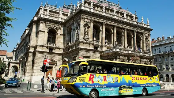 Budapest: RiverRide 1.5-Hr Floating Bus Experience