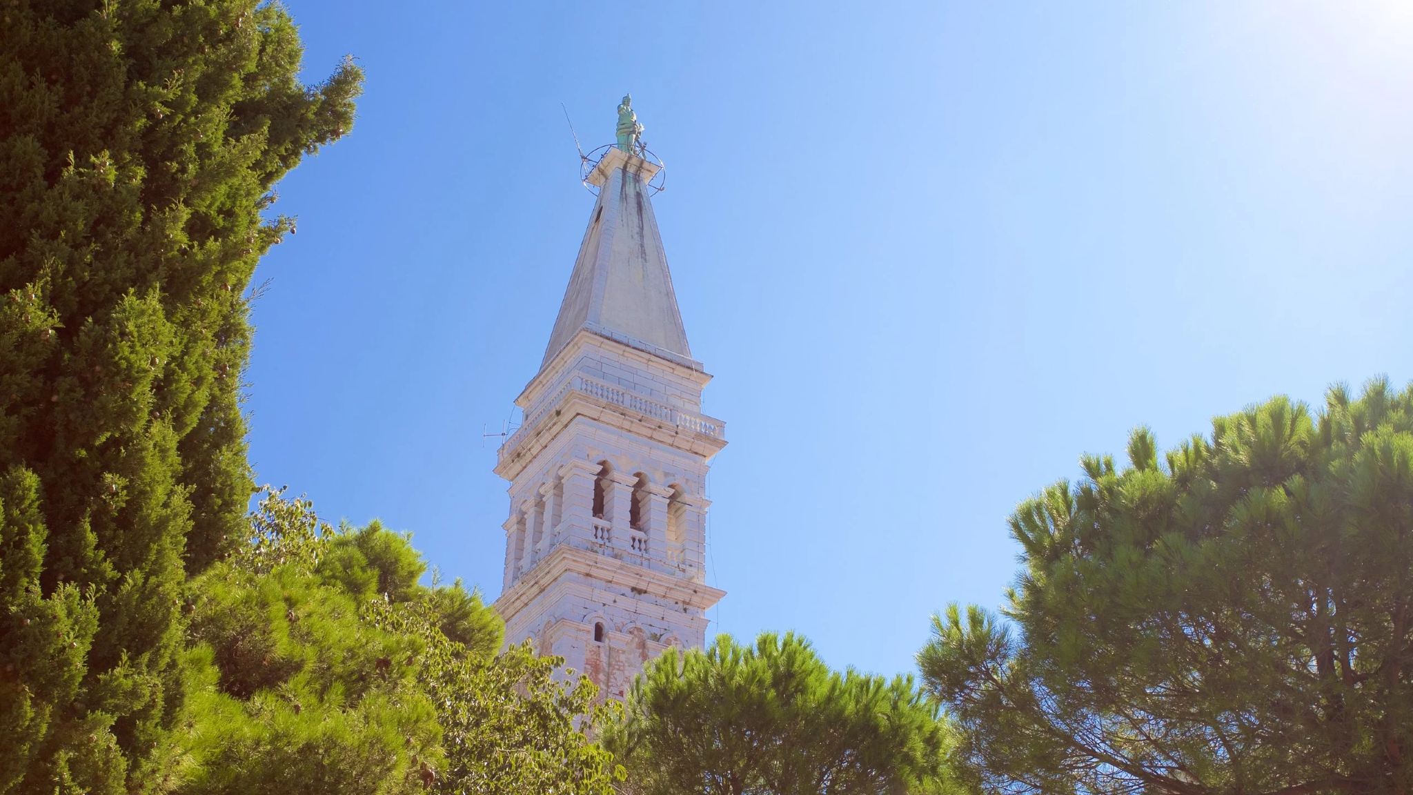 Church of Saint Euphemia + Port of Rovinj day tour [private car service | Chinese/English speaking guide]