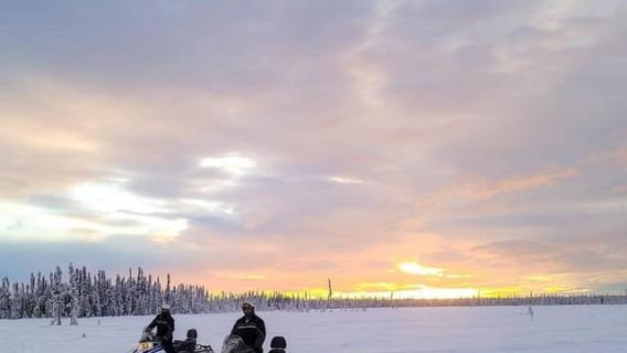 Willow: Tour de aventura en moto de nieve