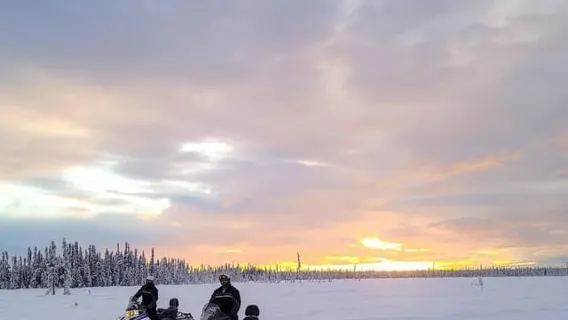 Willow: Tur Petualangan Mobil Salju