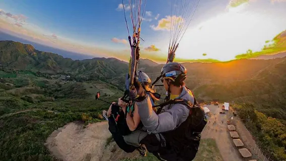 龍目島滑翔傘體驗：集合點集合