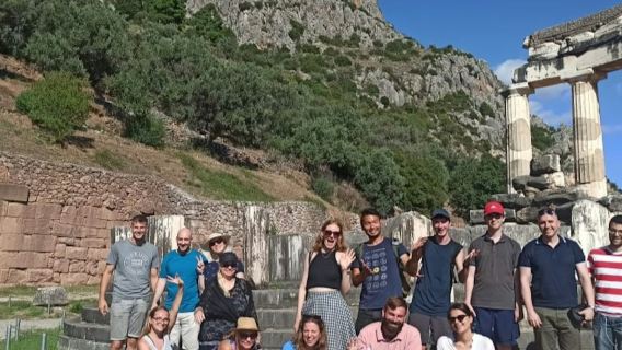 Delfi: tour audioguidato VR di un giorno intero da Atene