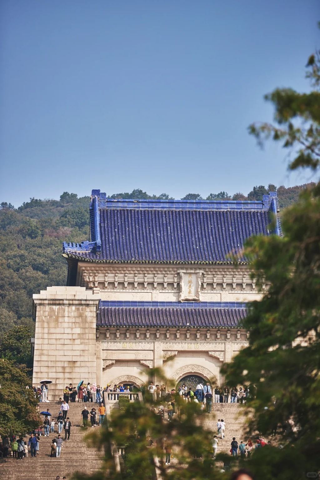 ทัวร์พุทธสถานภูเขาหนิวโส่วซานและสุสานซุนยัดเซ็น พร้อมบริการรับส่งถึงที่