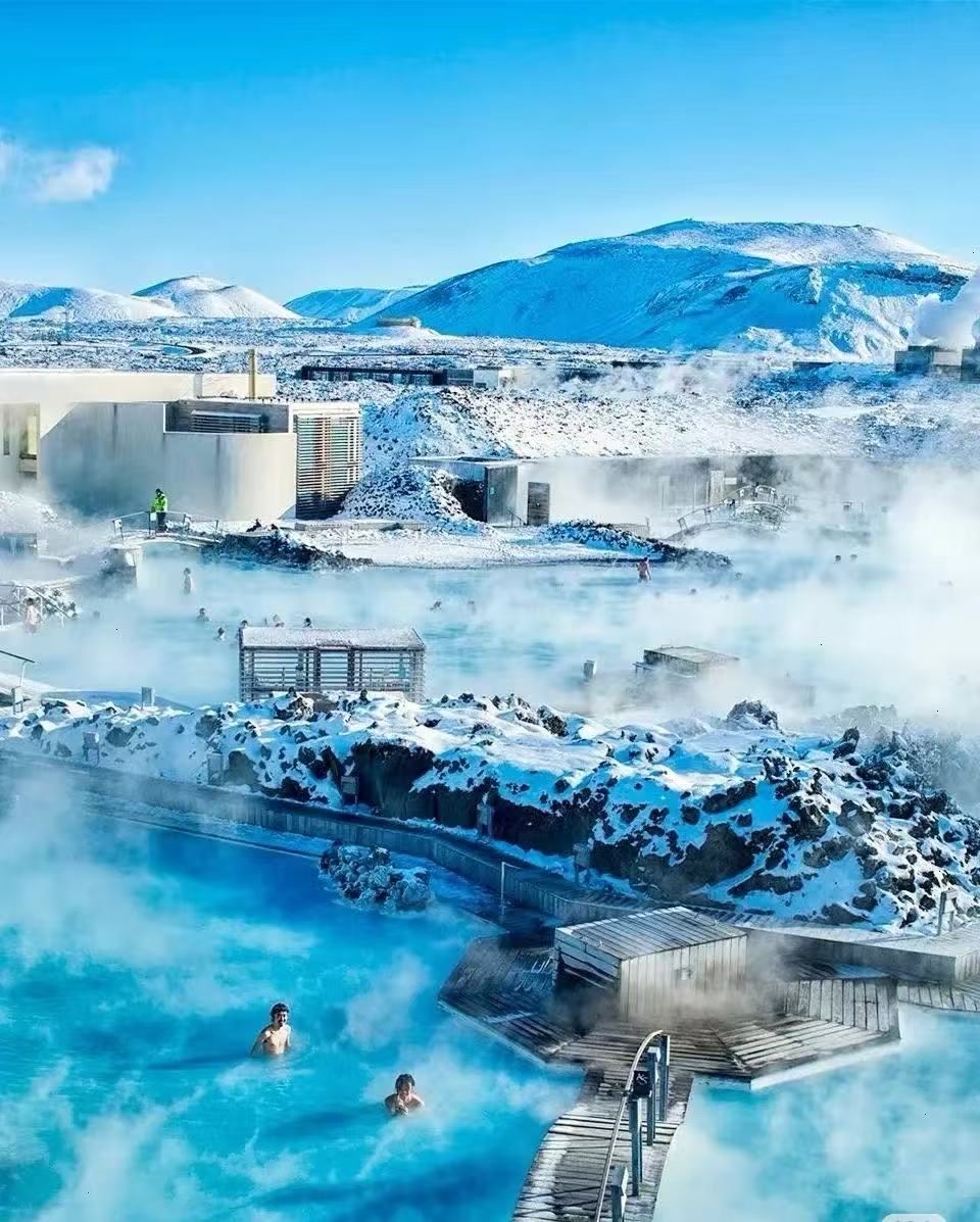 Iceland Blue Lagoon Luxury Hot Spring & Golden Circle Three Landmarks Private Hot Spring Pool Gourmet Full-Day Private Charter Tour