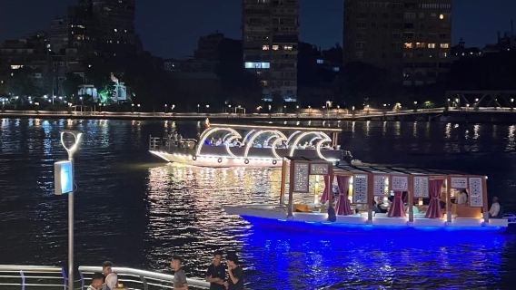 [ท่องแม่น้ำไนล์ตอนกลางคืนในอียิปต์] เรือใบชมพระอาทิตย์ตก|การแสดงระบำหน้าท้องสุดพิเศษ [บุฟเฟ่ต์อาหารเย็น|บริการรับส่งจากโรงแรม