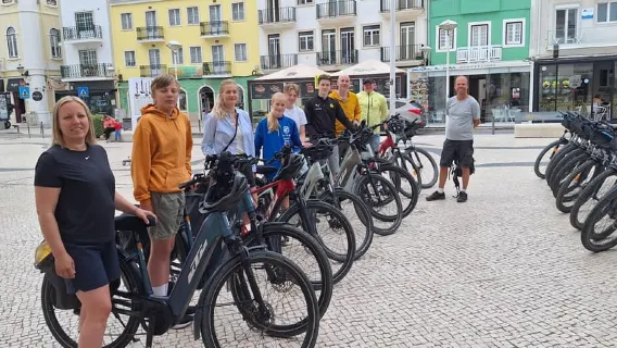 Nazaré E-Bike Tour - Traditions & Giant Waves