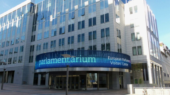 第二次世界大戦の廃墟から27カ国の連合へ、90分でわかるEU