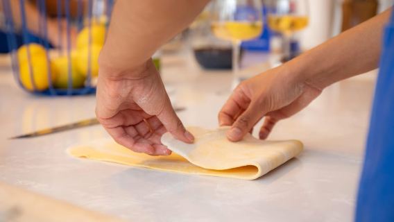 Lagos:Make Your Own Portonic Cocktail & Bake Pastéis de Nata
