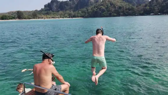 ทัวร์ครึ่งวันเกาะไข่ ดำน้ำตื้น 3 เกาะ ด้วยเรือเร็ว / ครึ่งวันเช้าหรือบ่าย