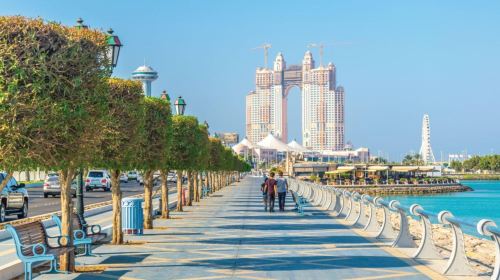 From Ras Al Khaimah Private Tour: Abu Dhabi City Tour with Lunch Day Tours 5