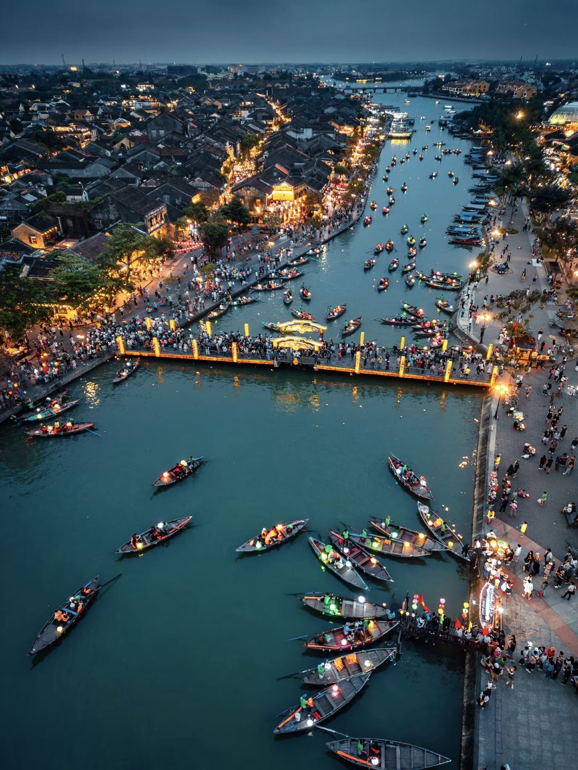 越南+河內內排 機場飯店接駁|點對點用車|中文包車|可客製化