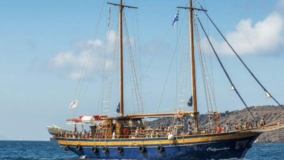 Tour Núi lửa và Suối nước nóng Santorini [Thuyền chung]|Kameni