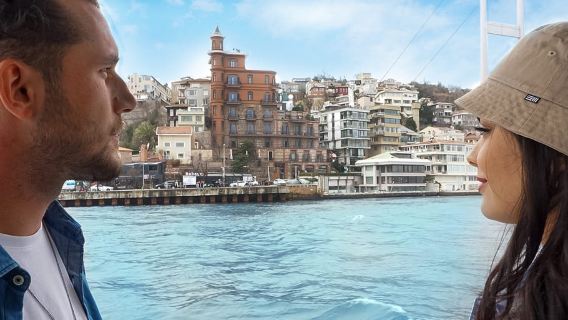 Istanbul: crociera sul Bosforo e sul Corno d'Oro di giorno o al tramonto