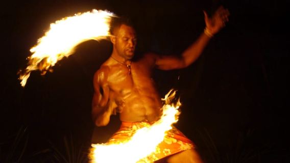 Fidji : croisière fluviale au coucher du soleil et expérience de danse du feu sur l'île