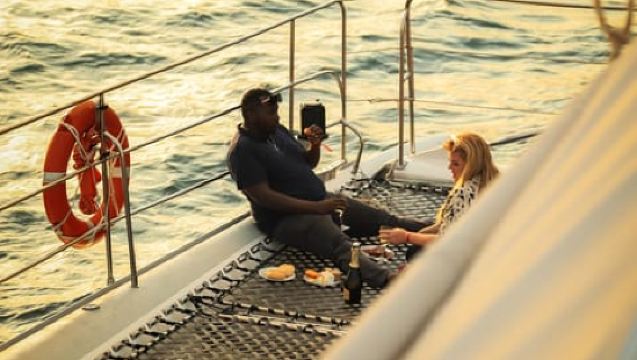 Sunny Beach: Sunset Catamaran Cruise with Dinner & Prosecco