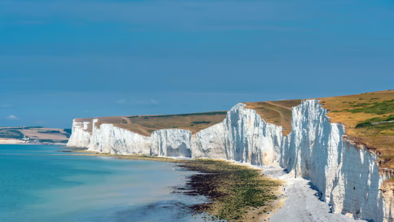 Lawatan sehari ke Beachy Head & Tebing Putih Seven Sisters dengan perkhidmatan bas eksklusif berbahasa Cina dari Birmingham/Coventry pergi-balik