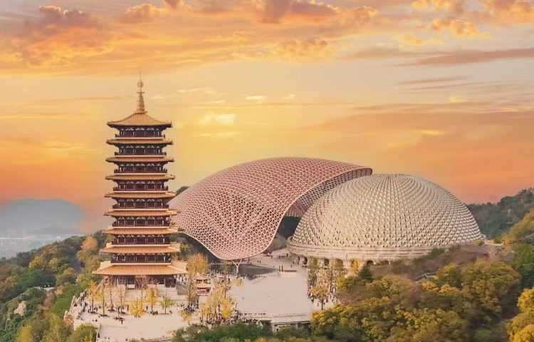 牛首山文化旅遊區+中山陵+梧桐大道+美齡宮丨10點集合晚出發