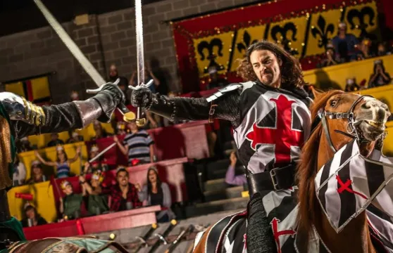 奧蘭多：Medieval Times Dinner & Tournament 體驗成人