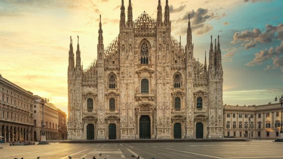 Duomo di Milano: Small Group Guided Tour + Rooftop Access