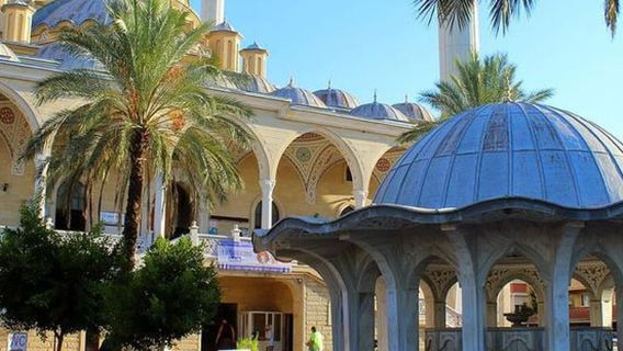 Тур по природе и Зеленому каньону с кабриолет-автобусом, круизом на лодке, посещением мечети и парка животных