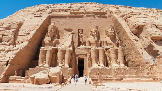 Day tour to Abu Simbel from Aswan by private car