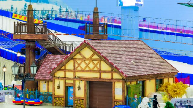 (Restaurant Xihua) Petit-déjeuner buffet pour deux + Billet double pour les activités de neige illimitées + Parc d'attractions Rongchuang + 1 bon pour une chambre supérieure au Guangzhou Rongchuang Xihuatang · Yuesnow