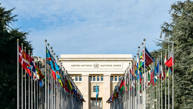 【尊享專車】瑞士包車接駁服務|蘇黎世/日內瓦包車到阿爾卑斯山少女峰蘇黎世湖日內瓦湖因特拉肯盧塞恩伯爾尼