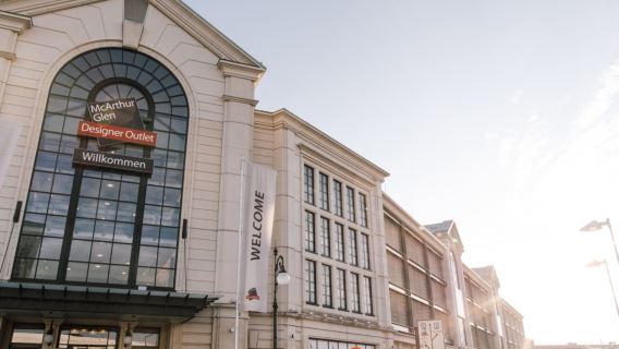 Salzburg outlet shopping: Self-drive package to McArthurGlen Salzburg