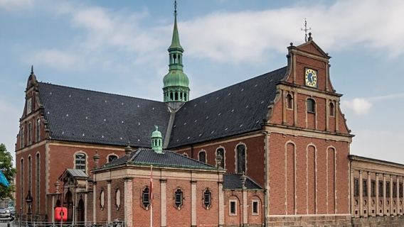Denmark Copenhagen + Amalienborg + Air Pancut Gefion - Lawatan Sehari / Itinerari Fleksibel - Boleh Disesuaikan