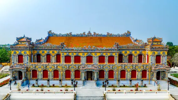 Ensemble de monuments de Hué et col de Hai Van : Voyage en groupe guidé à la journée complète au départ de Da Nang/Hoi An