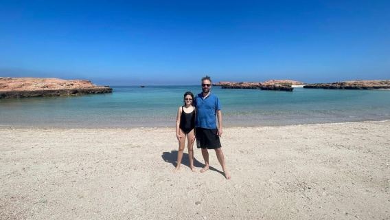 Muscat: Daymaniat Islands Snorkeling Trip with Brunch