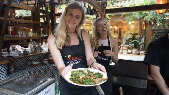 Chengdu: Cooking Class with Fresh Market  Experience 