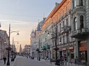 Lodz Old Town Highlights Private Walking Tour