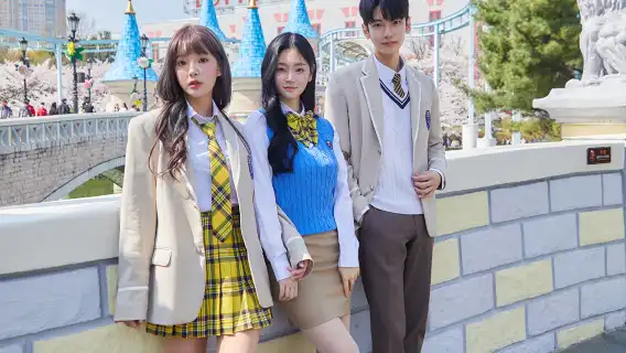เชิญชวน Gen Z ทุกคน! เดินถ่ายรูปกับ Lotte World และชุดนักเรียน