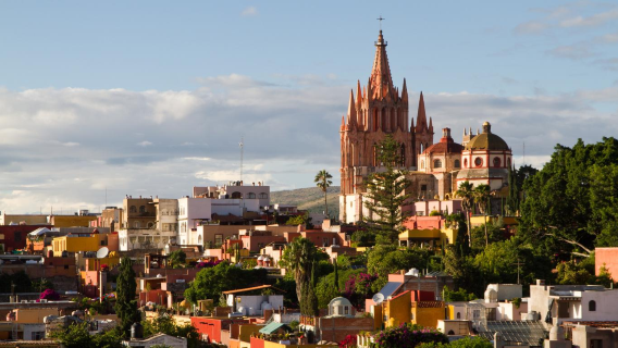 Guanajuato Basilica of Our Lady + Market + Kissing Alley + lawatan sehari Monumen Pipira
