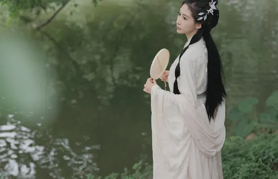 防城港Trip Moments【萬尾金灘/街拍抓拍航拍約拍跟拍婚拍攝影錄影/多語言翻譯】