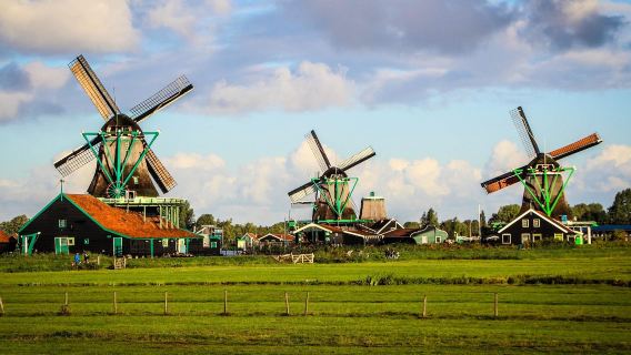 Tour durch die Windmühlendörfer Volendam, Marken und Zaanse Schans (ab Amsterdam)